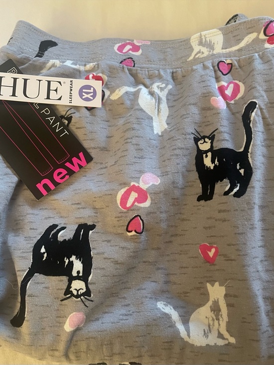 HUE Other - Hue Pajama Pants Cats and Hearts on a Grey Background  Size XL  NWT